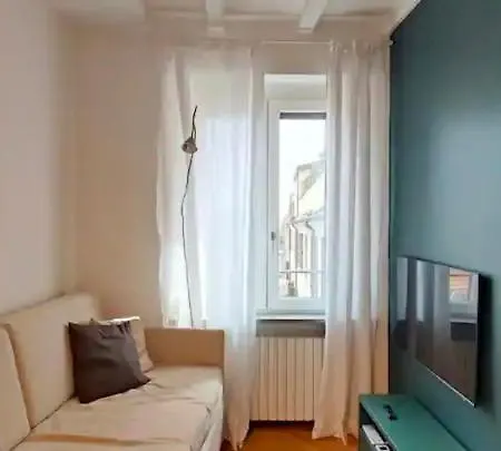 Eleganza A Due Passi Dal Centro Apartment